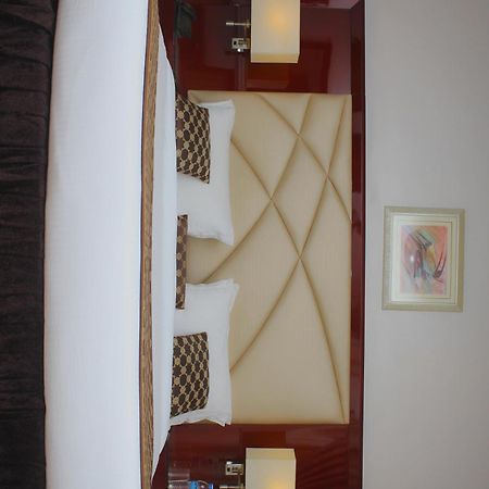 De Rembrandt Hotels And Suites Ikeja Ngoại thất bức ảnh